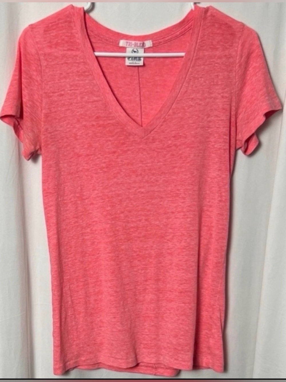 PINK Victoria's Secret Tri-Blend Coral V-Neck Short Sleeve Tee Size Small Petite